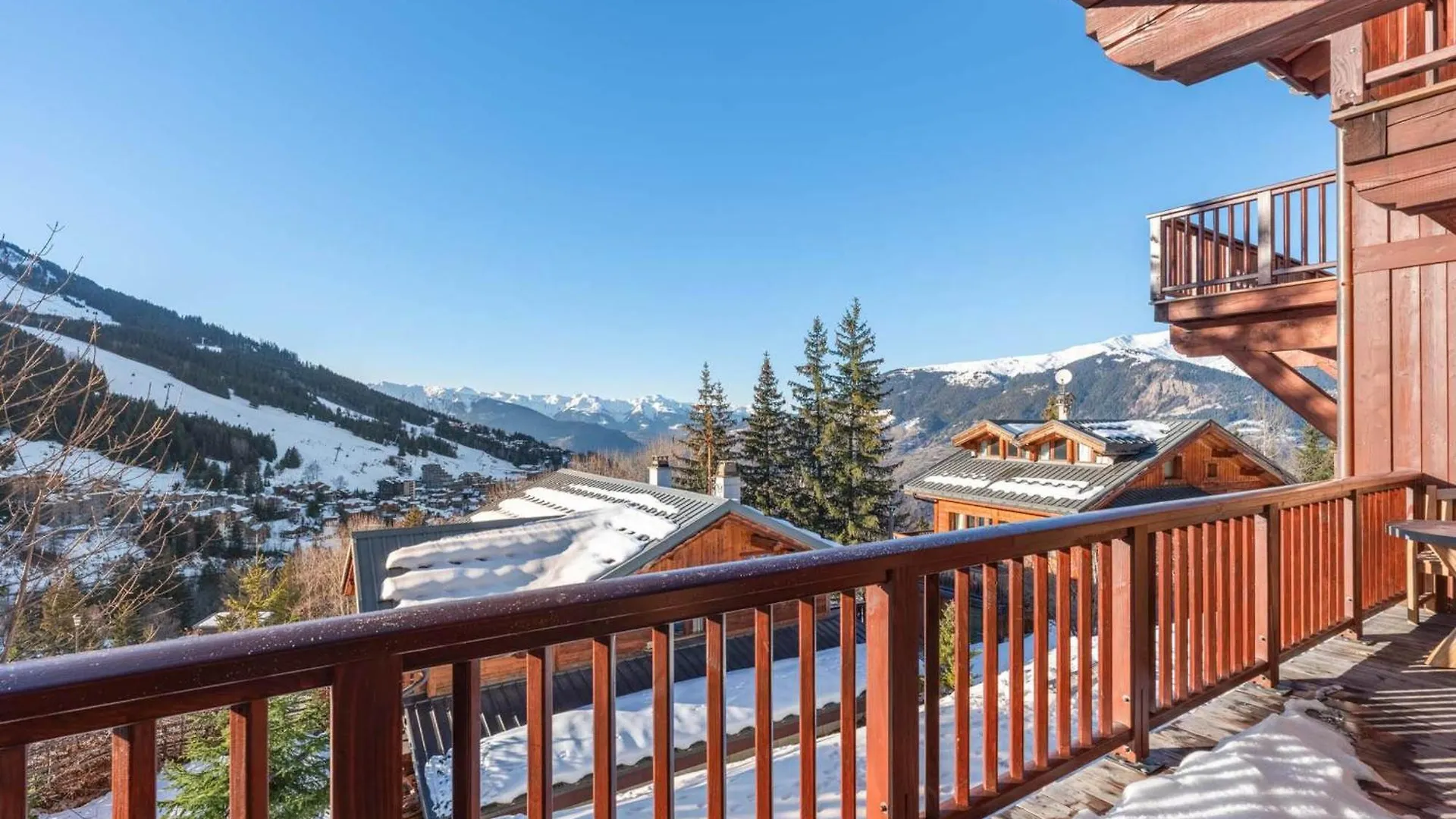 Splendide Appartement Avec Sauna A Courchevel Moriond, Proche Telecabine Et Pistes - Fr-1-563-139 Apartament